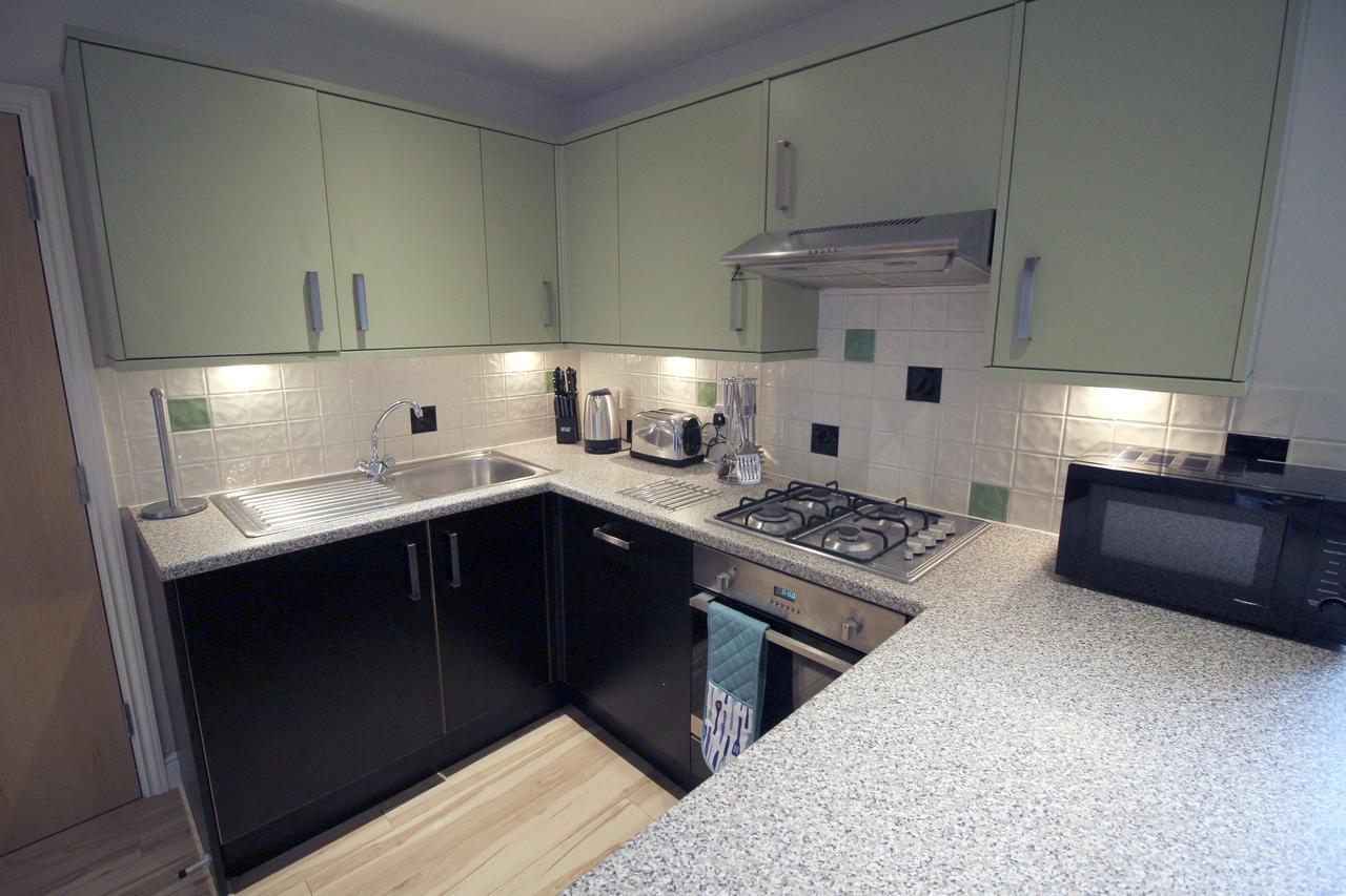 Lux Living Apartments - Alpha Apartments CBG Екстериор снимка
