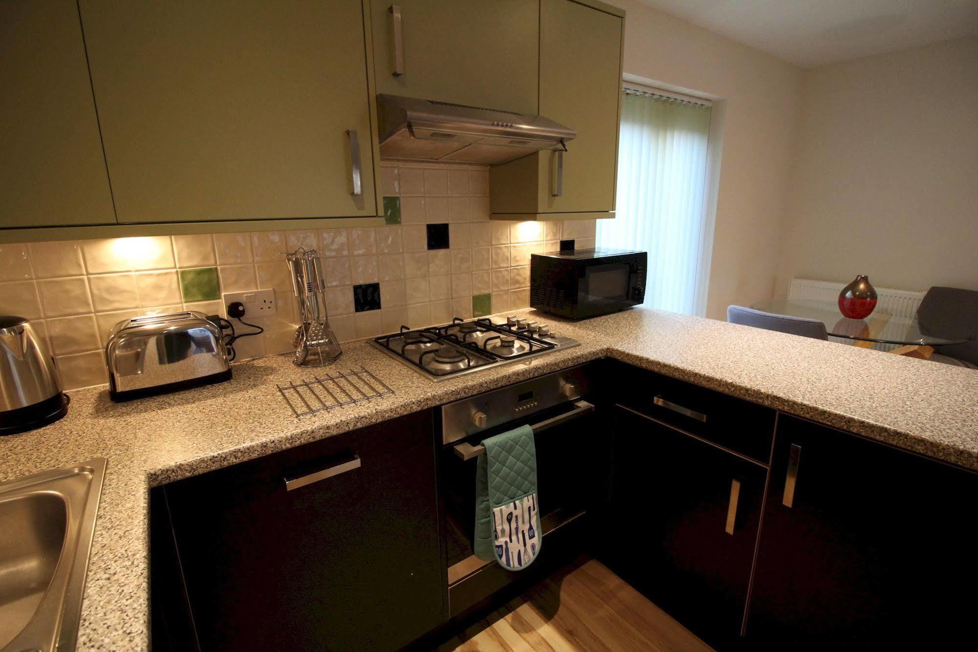 Lux Living Apartments - Alpha Apartments CBG Екстериор снимка